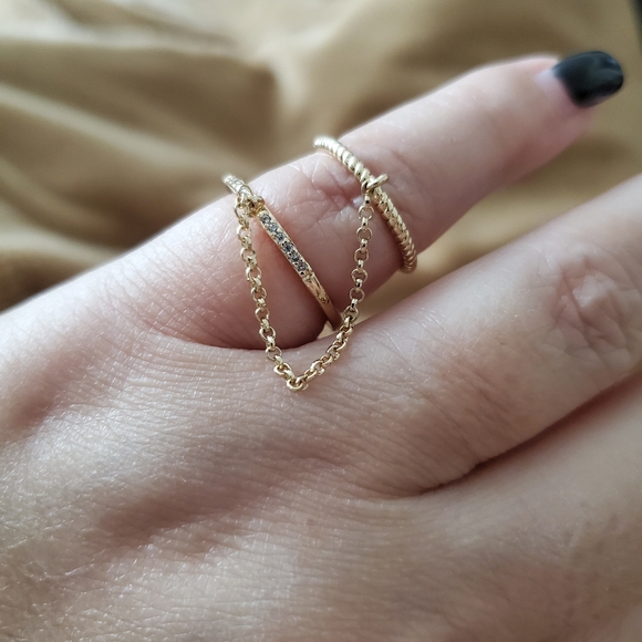 Joined rings - Picture 2 of 2